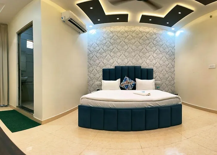 New Prince Hotel & Restaurant